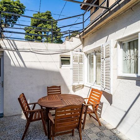 Central Apartment With Terrace Ντουμπρόβνικ Εξωτερικό φωτογραφία