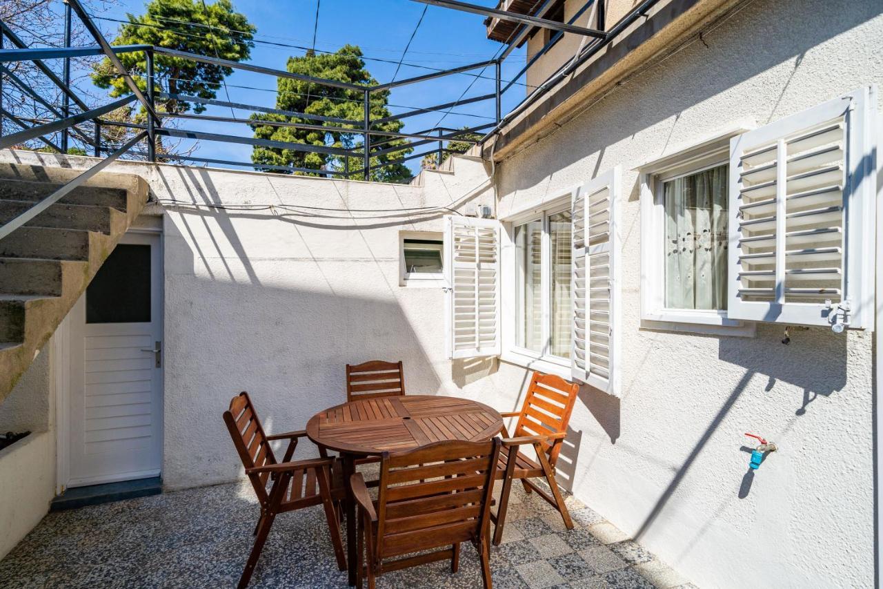 Central Apartment With Terrace Ντουμπρόβνικ Εξωτερικό φωτογραφία