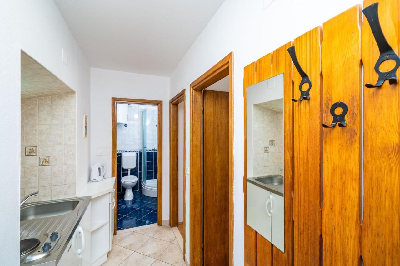 Central Apartment With Terrace Ντουμπρόβνικ Εξωτερικό φωτογραφία